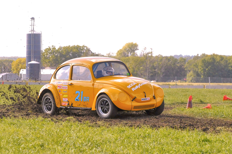 Illustration for article titled Cheap And Dirty: Why Rallycross Is The Best Deal In Racing